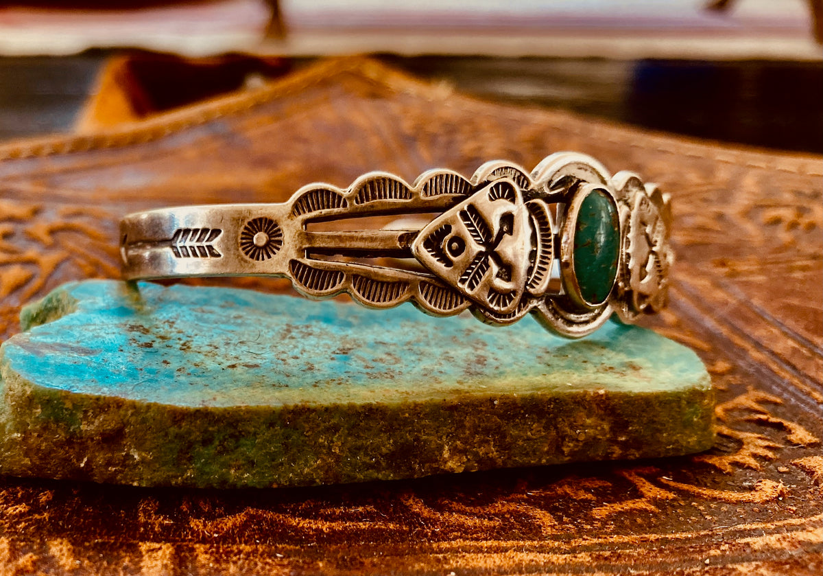 Vintage Southwestern Sterling Silver Turquoise Cuff Bracelet | Native American Jewelry